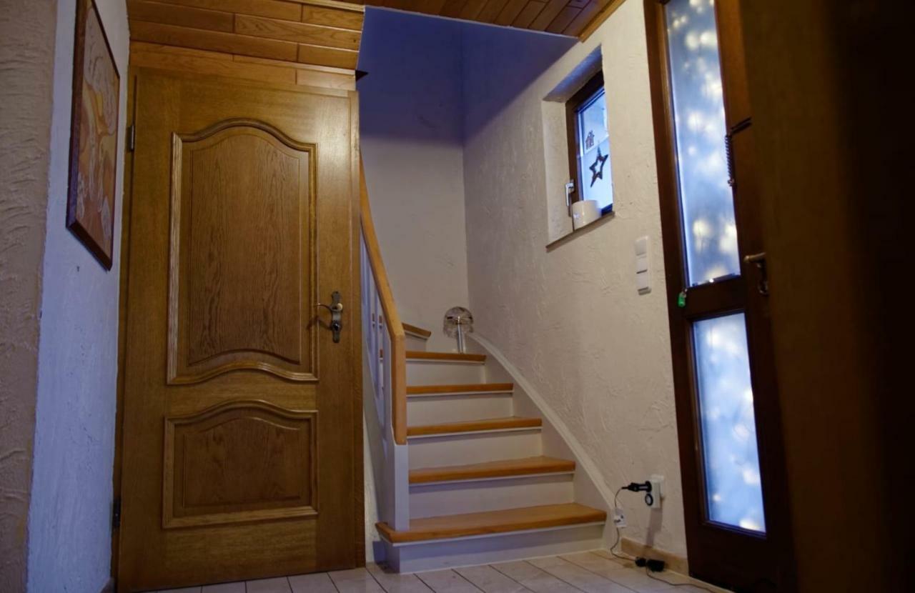 Ferienhaus Lara Хаймбах Екстериор снимка